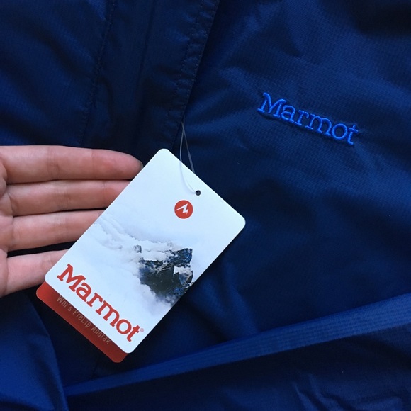 Women’s Marmot Hooded Jacket - Picture 3 of 4